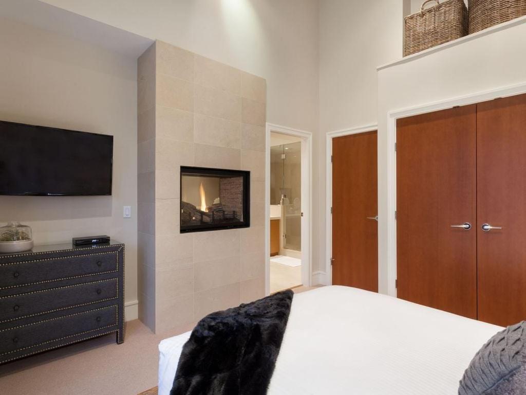 Fitzsimmons Walk 21 By Outpost Holiday home Whistler